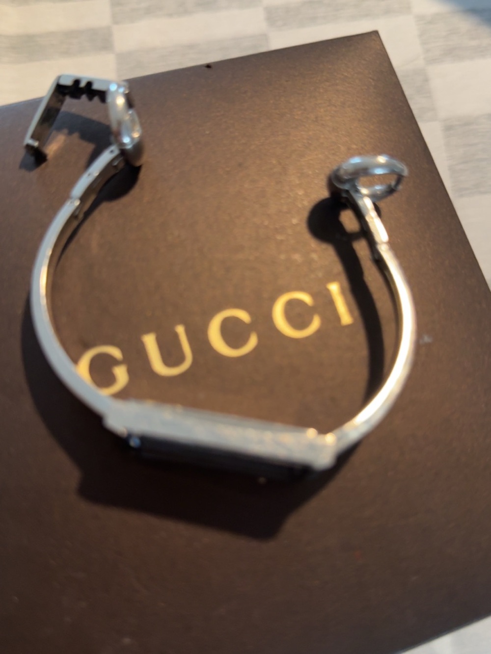 Gucci Silver Rectangular Gray Pattern Dial Bangle Watch - Picture 4 of 7